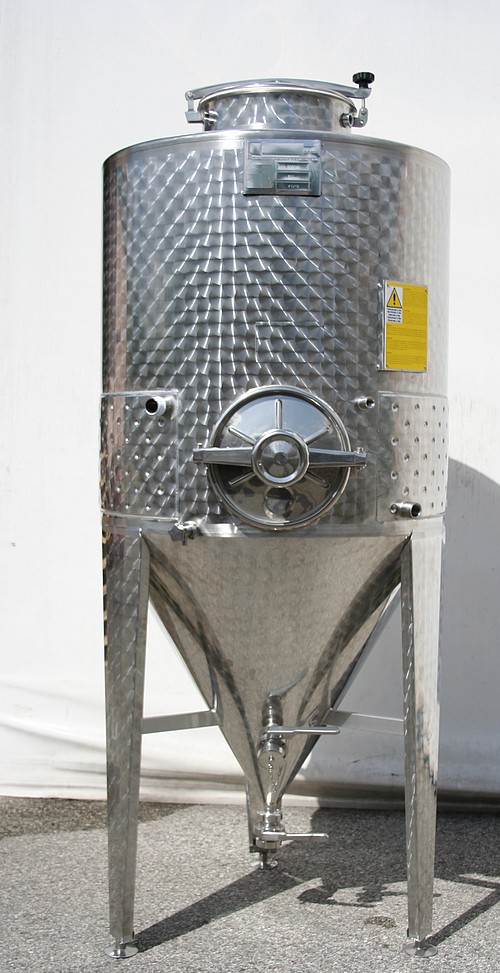 Cuve de fermentation réfrigérée à fond conique 750 L Bière
